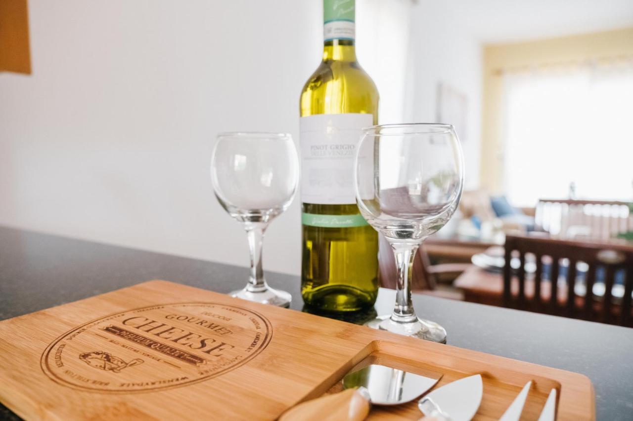 Aphrodite Gardens No.9 Luxury Apt Paphos Esterno foto