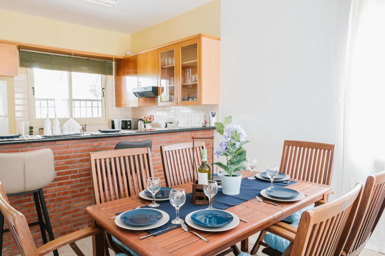 Aphrodite Gardens No.9 Luxury Apt Paphos Esterno foto